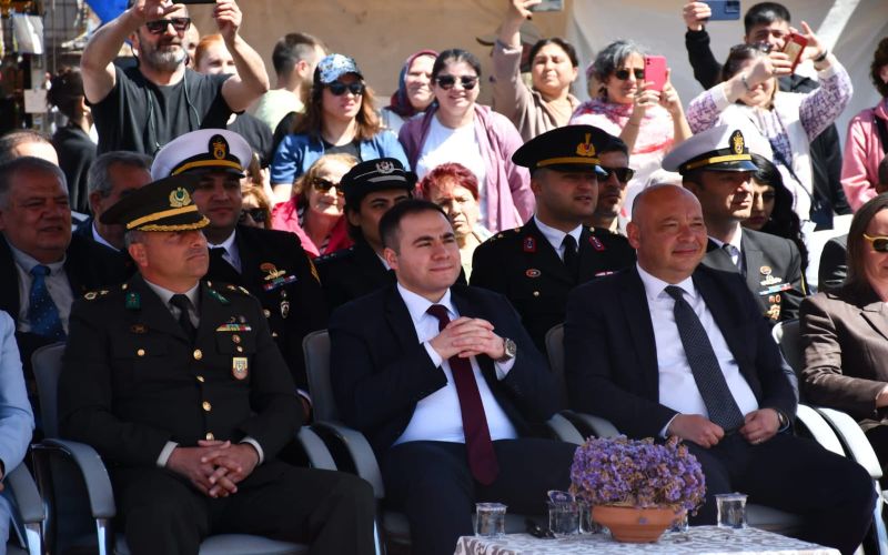 23 NİSAN TÖRENLERİ İLÇEMİZDE COŞKUYLA KUTLANDI