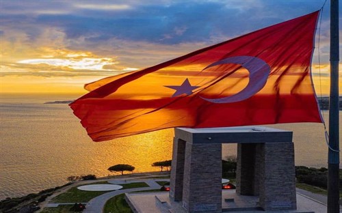 Kaymakam Bahar KAYA ÇELİK'in "18 Mart Şehitleri Anma Günü ve Çanakkale Deniz Zaferi’nin 107. Yıl Dönümü" Mesajı
